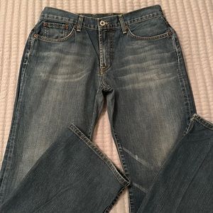 Lucky Brand men’s jeans, slim straight bootleg, size 32, length 30.